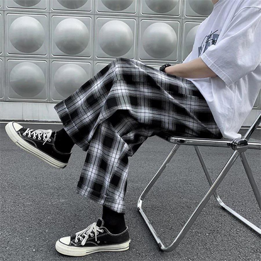 Beyaz Kareli Siyah Oversize Rahat Pantolon