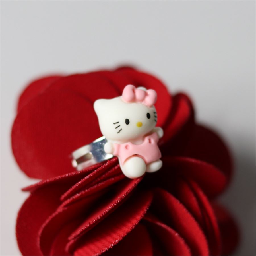 Açık Pembe Elbiseli Hello Kitty Yüzük