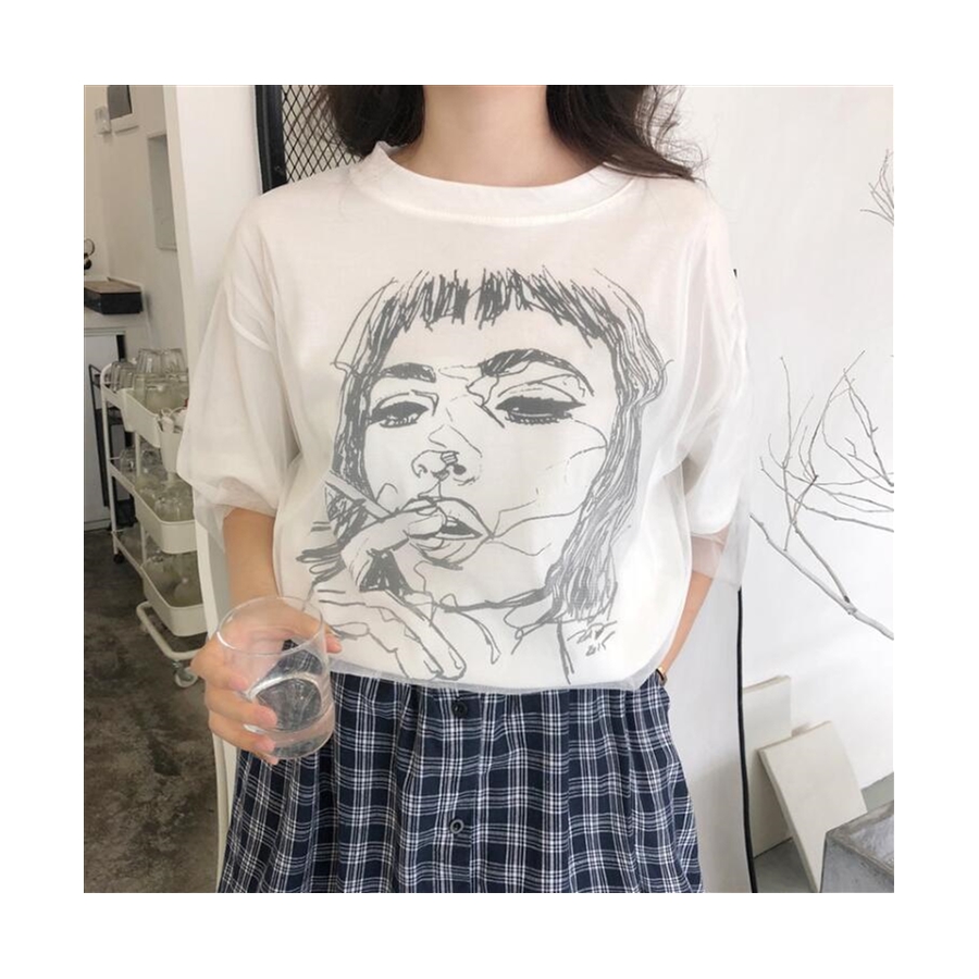 Drawing Smoking Girl Bayan T-Shirt