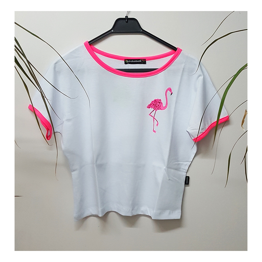 Cepte Çicekli Flamingo Yarım Kadın T-Shirt