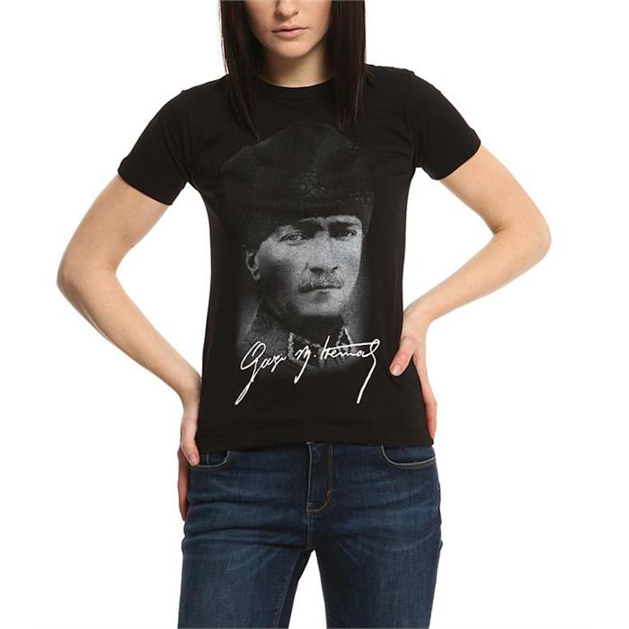 Gazi Mustafa Kemal Atatürk Kadın T-Shirt