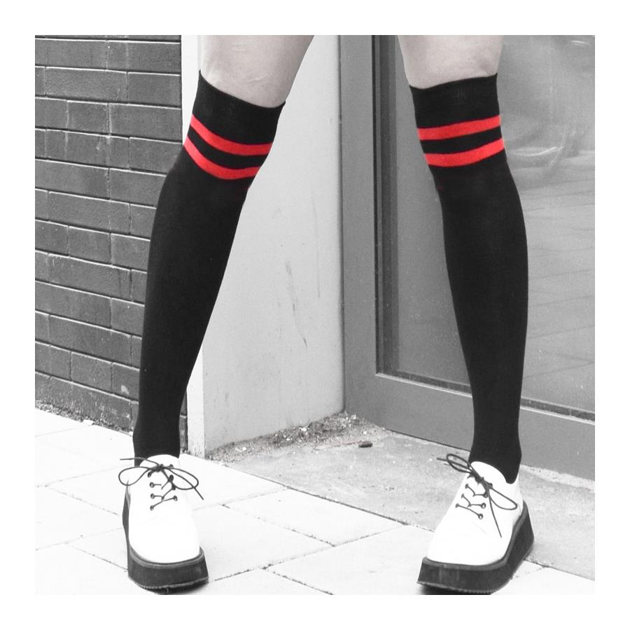 Old School Kırmızı Siyah Dizüstü Çorap