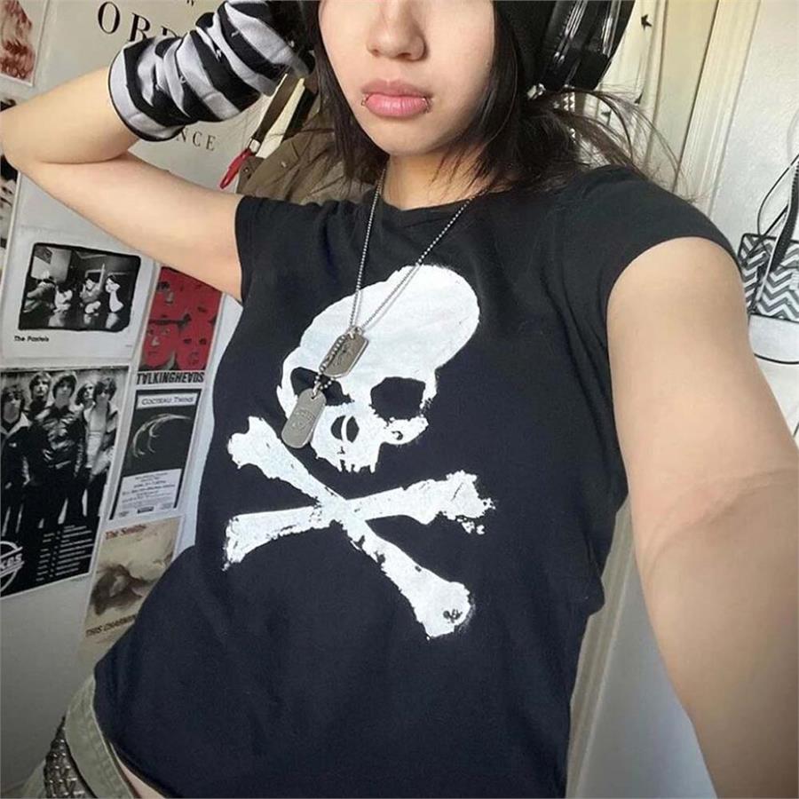 Pirates Skull Siyah Yarım T-Shirt