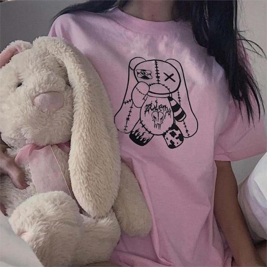 Gothic Voodoo Bunny Pembe (Unisex) T-Shirt