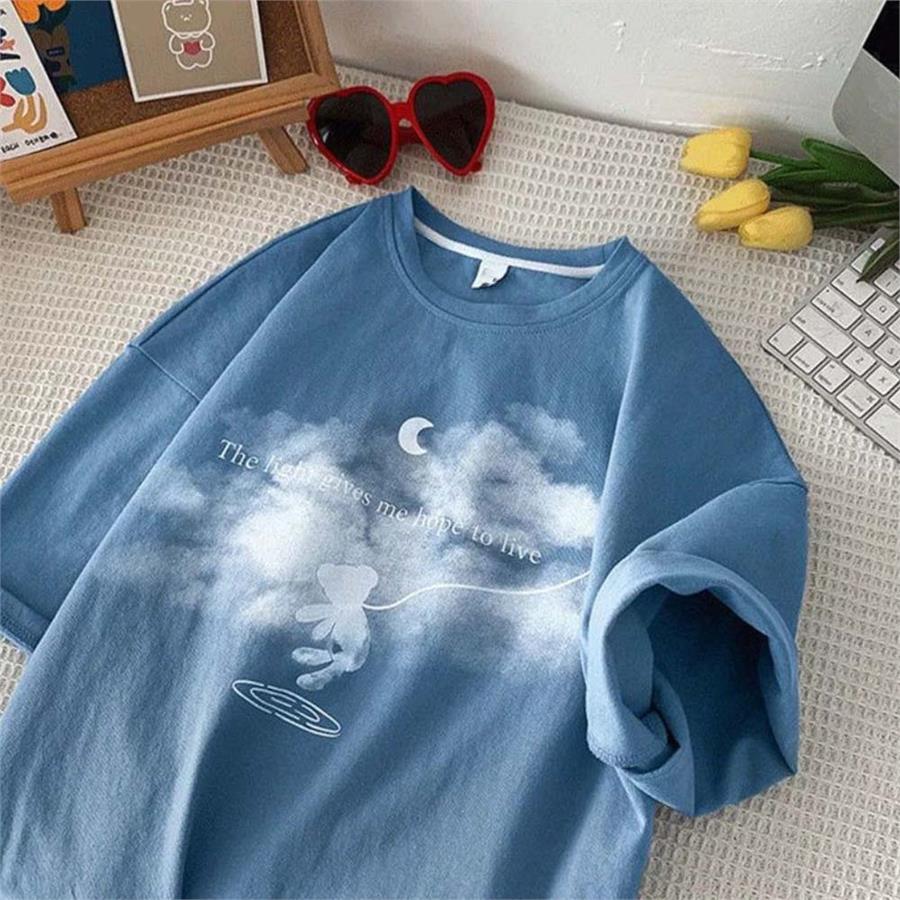 Mavi Dreamer Bear Clouds (Unisex) T-Shirt