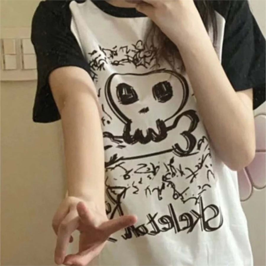 Beyaz Skeleton Rose Graffiti Raglan (Unisex) T-Shirt