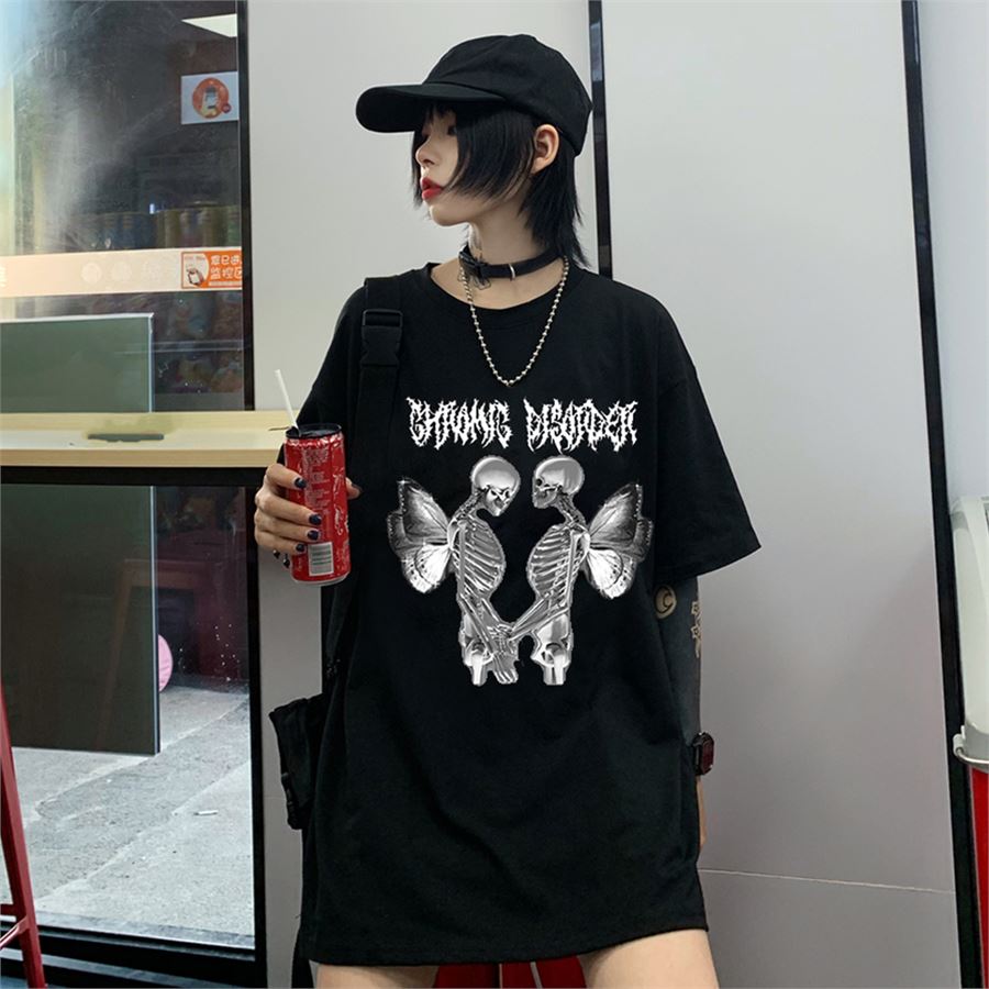 Siyah Gothic Gromig Disorder Love Skeleton (Unisex) T-Shirt