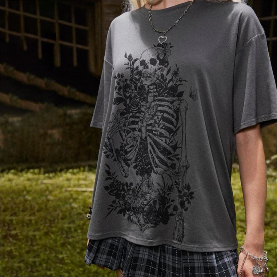 Füme Protective Skeleton Of Roses (Unisex) T-Shirt